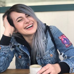 Meet your Posher, Lexi